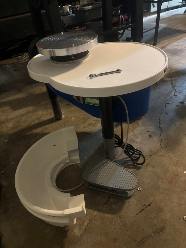 Shimpo VL-Lite Pottery Wheel – Like New (Never Used)