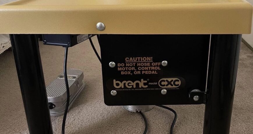 Brand new Brent CXC Pottery Wheel for sale. This is a heavy-duty, professional-grade wheel built to handle up to 300 pounds of clay continuously. It offers the perfect balance of raw power for large vessels and fine-tuned control for delicate porcelain work. Known for easy maintenance and a reliable belt system, this brand-new unit is available.